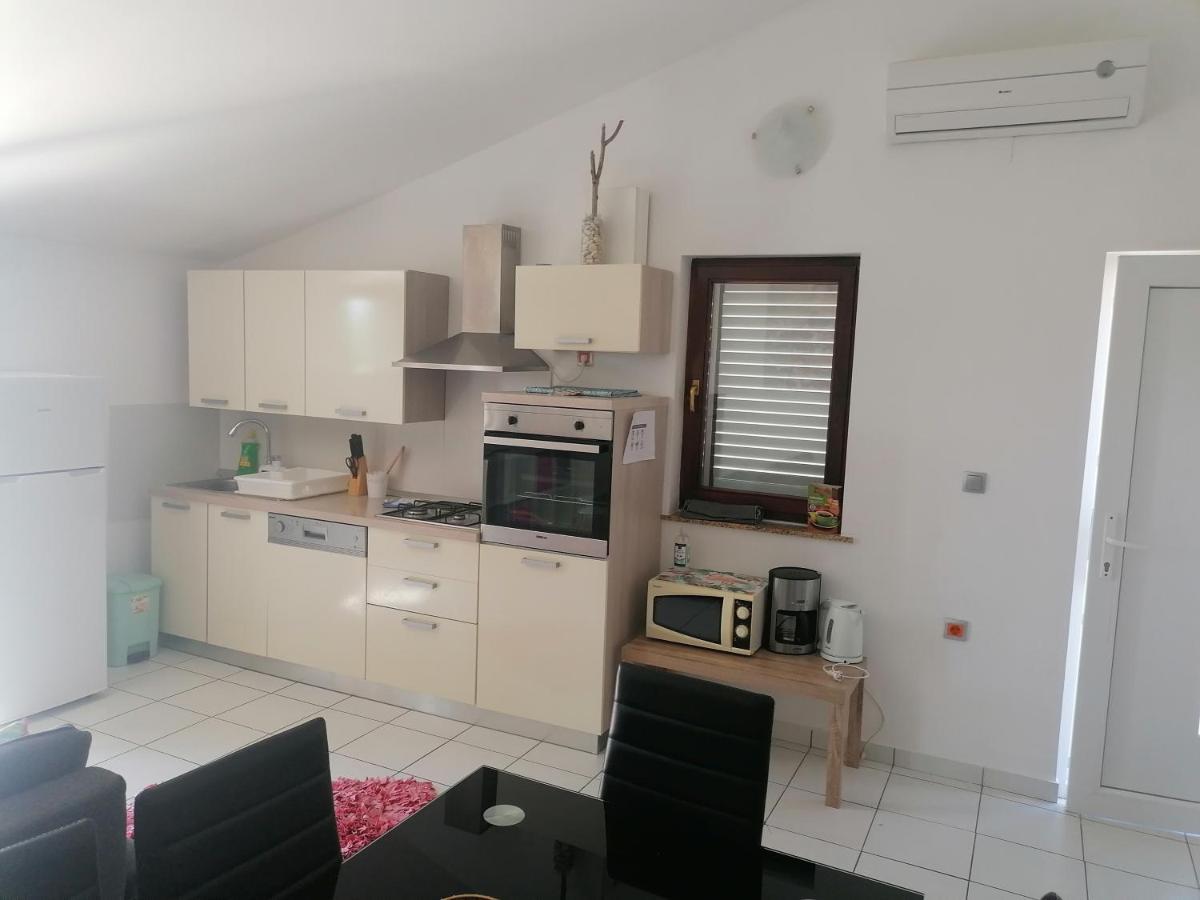 Apartman Vil Sveti Vid-Miholjice Exterior foto