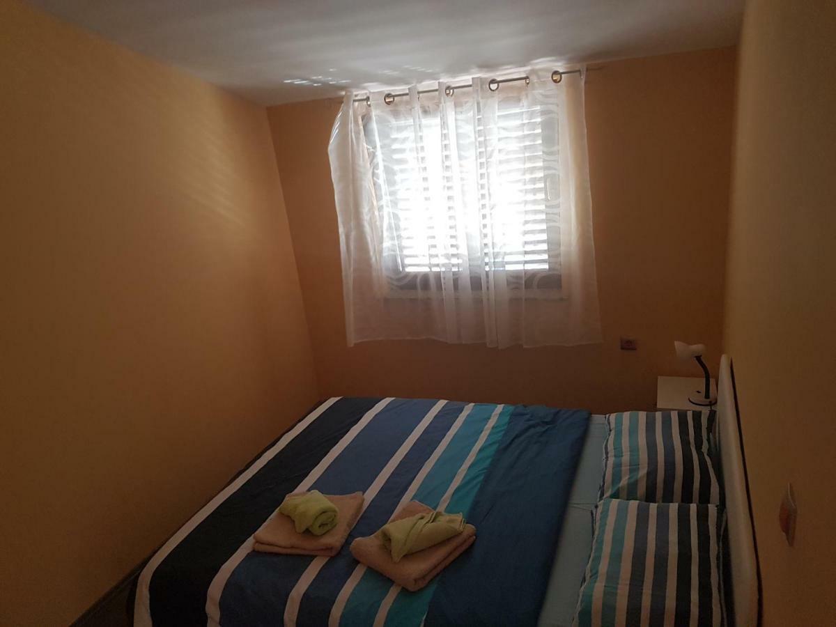 Apartman Vil Sveti Vid-Miholjice Exterior foto